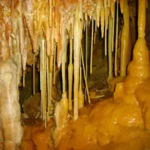 Cueva de Valdelajo