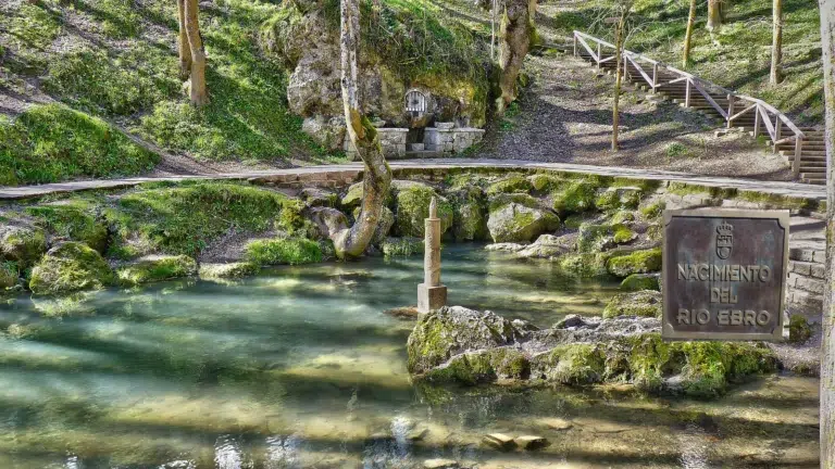 Nacimiento del Río Ebro – Fontibre 4.5 (2)