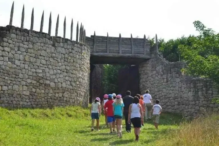 Poblado Cántabro – Cabezón de la Sal 0 (0)