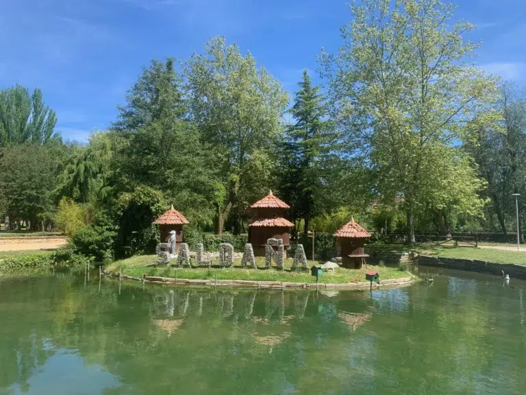 Parque de Javier Cortes – Saldaña 3 (1)