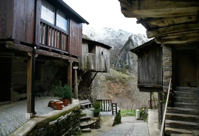 Peñalba de Santiago – El Bierzo Montes Aquilanos 0 (0)