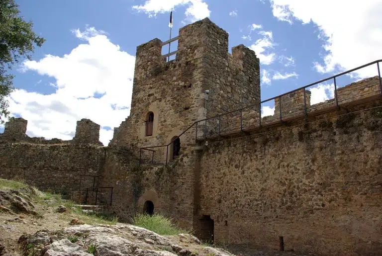 Ruinas del Castillo de Cornatel – Priaranza del Bierzo 0 (0)