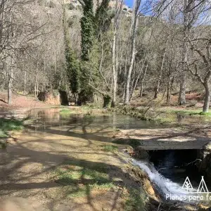 Ruta hasta la Cascada de la Toba en Soria