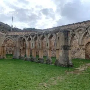 Monasterio de San Juan de Duero en Soria