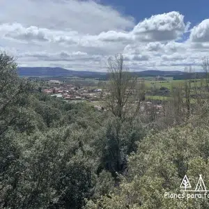 Vistas desde el nacimiento de la Cascada de la Toba en Soria