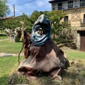Escultura del Museo de Altamira Mitológica