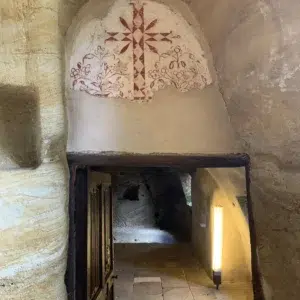 Iglesia rupestre de los Santos Justo y Pastor