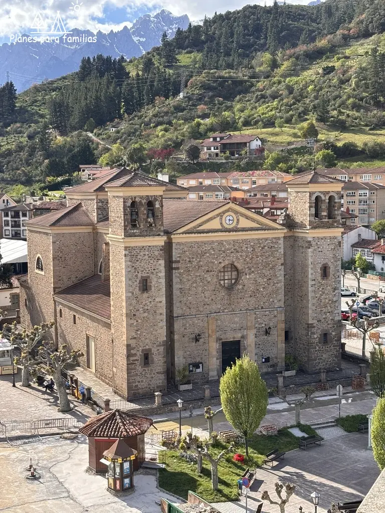 Iglesia nueva de San Vicente en Potes